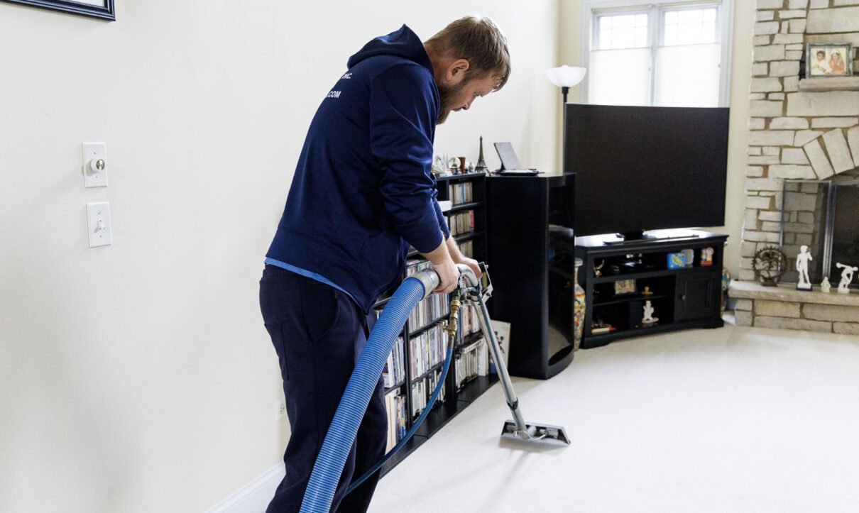 Carpet Cleaning in Naperville done by Ernest team