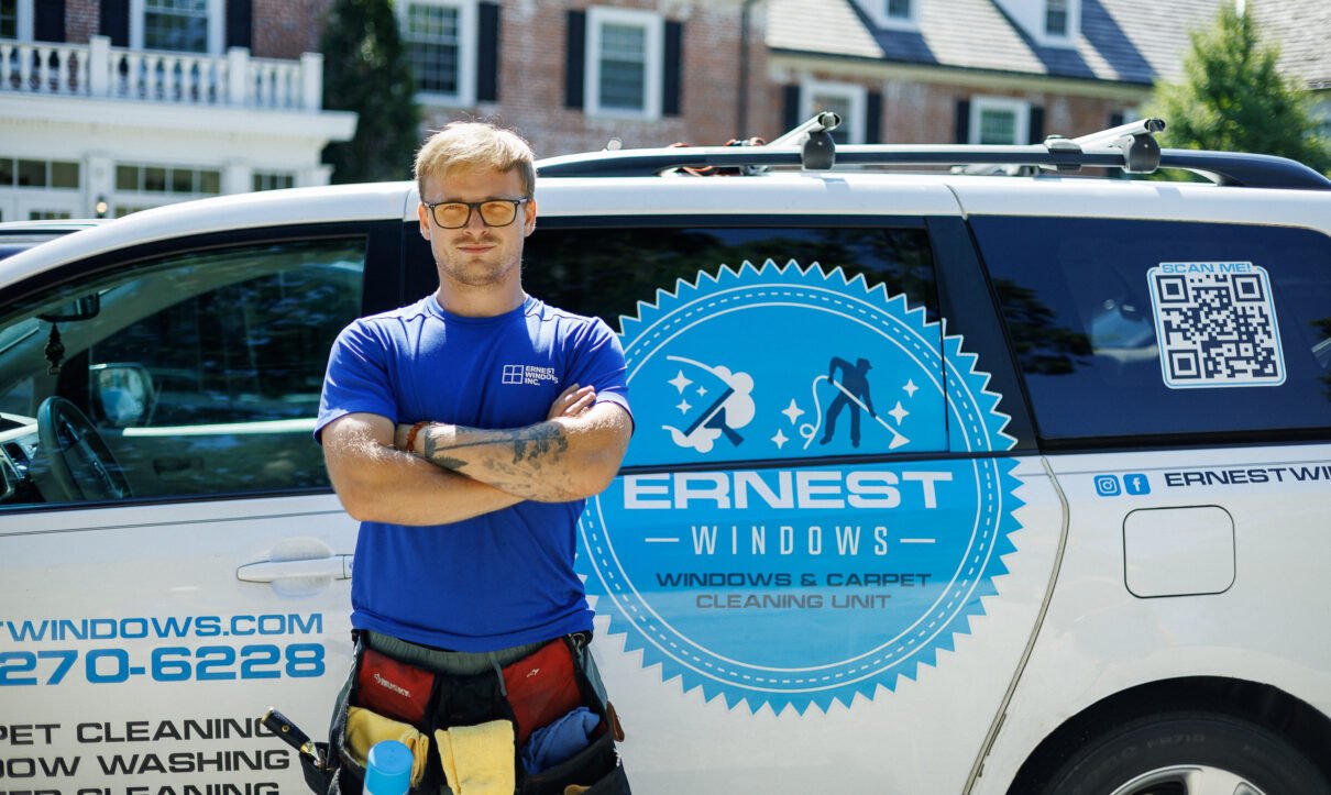 Window washers in Lemont IL and surounding suburbs