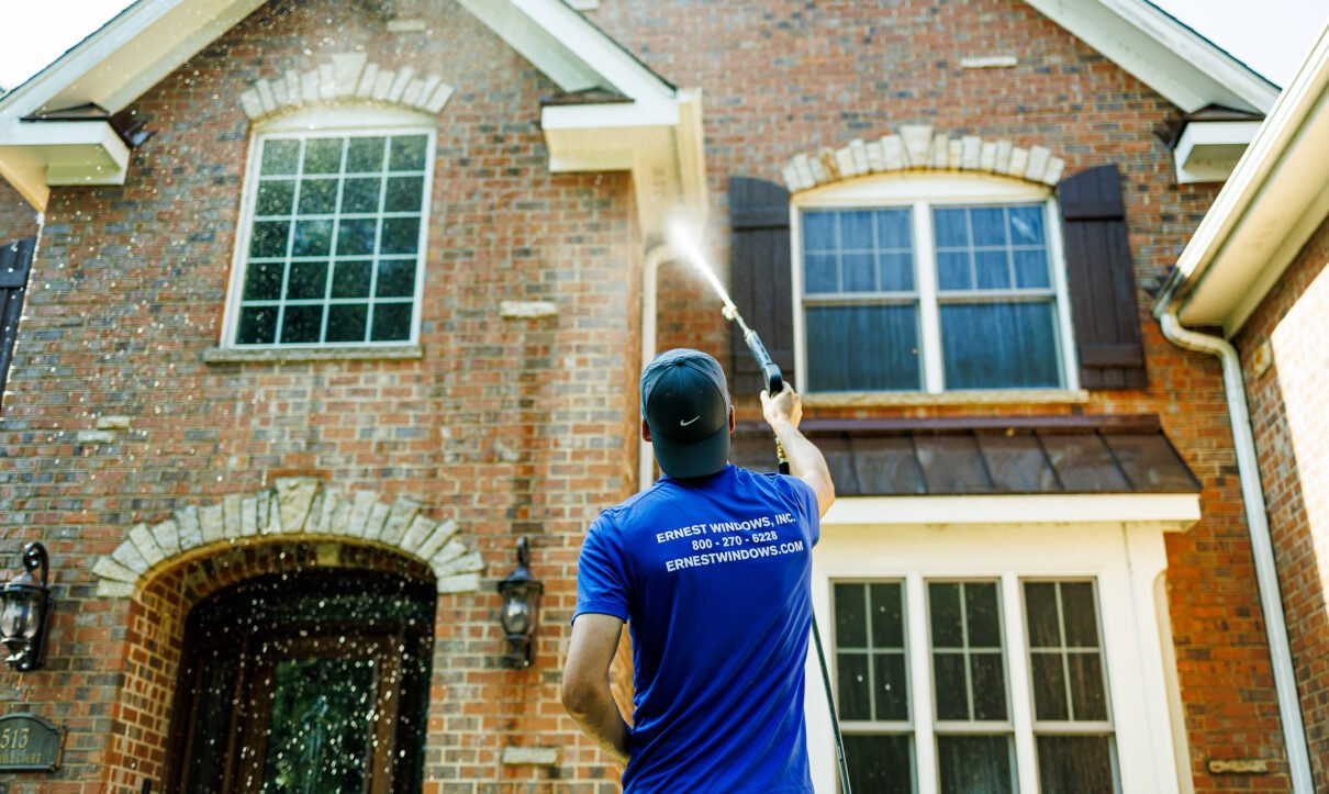 Power washing done by Ernest team in Chicago IL
