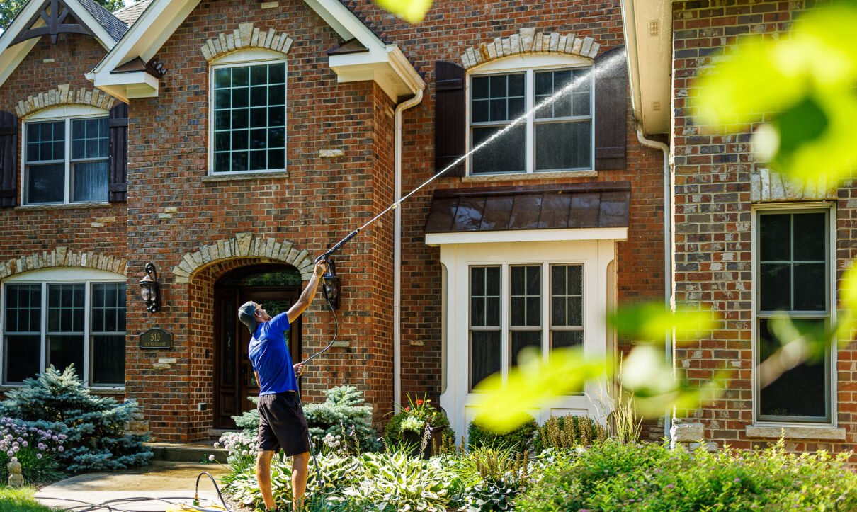 Pressure washing job done in Geneva IL
