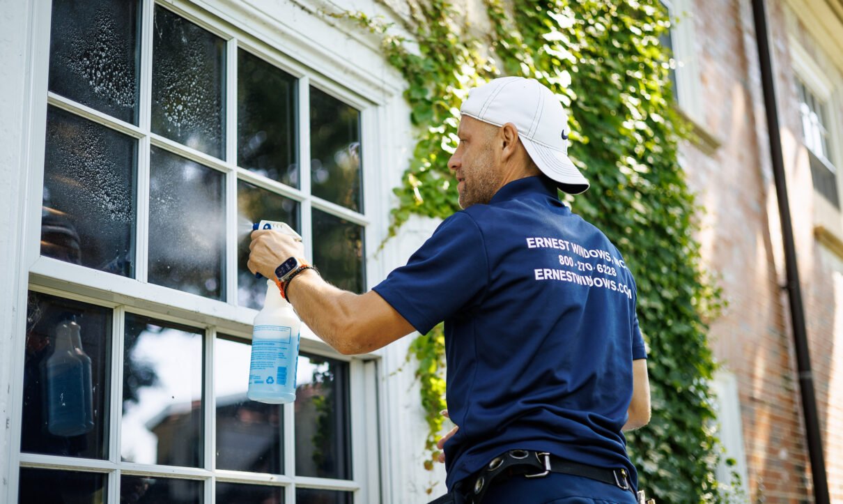 Window Cleaning in Lake Zurich done by Ernest team