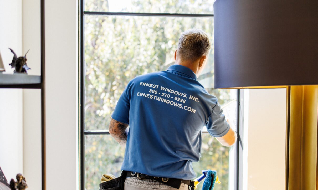 Window washers in Northshore suburbs since 2004